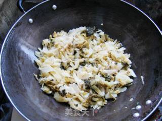 Stir-fried Beef with Sauerkraut recipe