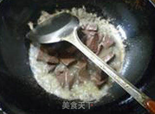 Stir-fried Goose Blood with Celery recipe