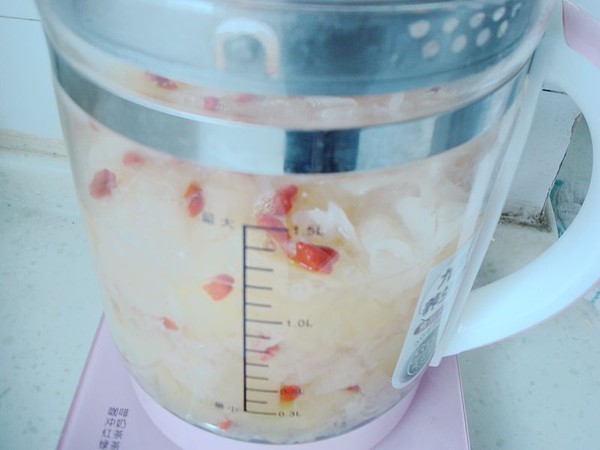 Apple Tremella Soup recipe