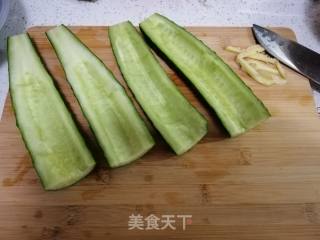 Cucumber Fried Pork Slices recipe