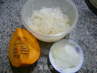 White Fungus and Pumpkin Sweet Soup recipe