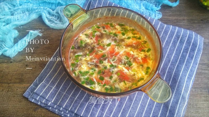 Tomato Seaweed Egg Drop Soup recipe