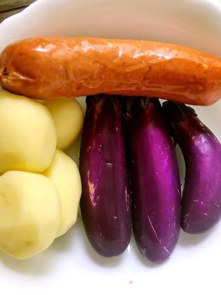 Eggplant and Potato Stewed Sausage recipe