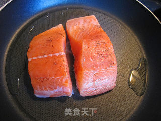 Fried Salmon with Fennel Head recipe