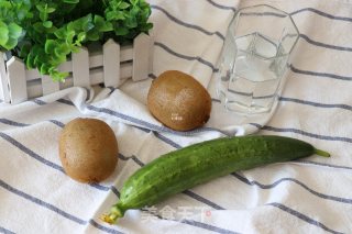 Kiwi Cucumber Juice recipe