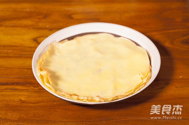 A Delicious Dessert that You Can Make with A Pan—mango Pancake recipe