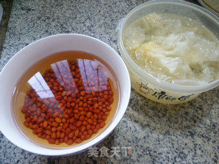 Small Red Bean and White Fungus Soup recipe