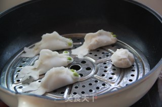 Steamed Dumplings with Cabbage and Shrimp, Suitable for One and A Half Year Old Baby recipe