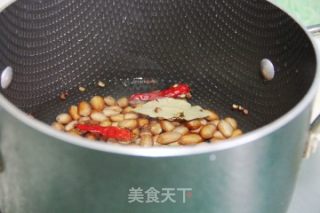 Stir-fried Peanuts with Dried Tofu recipe