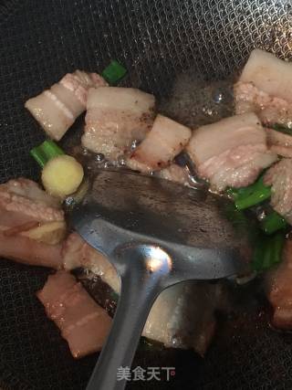 Stewed Tofu with Bone Marrow, Pork and Cabbage recipe