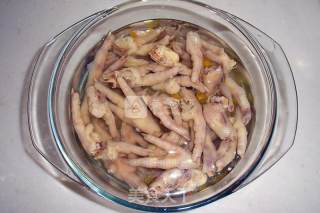Pickled Pepper Chicken Feet recipe