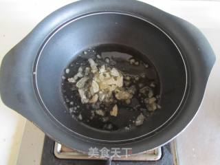 Roasted Duck Legs with Lettuce recipe