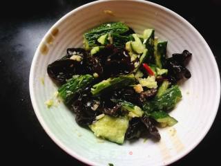 Fungus Mixed with Cucumber recipe