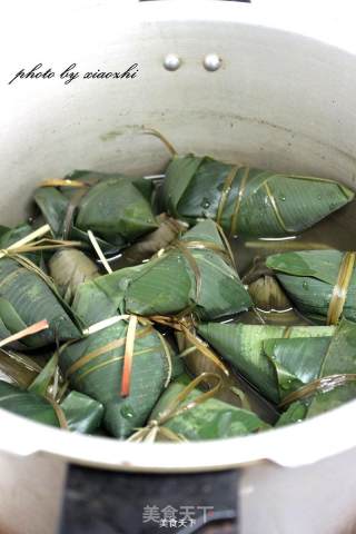 Candied Date Zongzi recipe