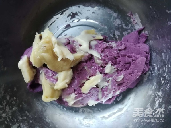 Lotus Purple Sweet Potato Bread recipe