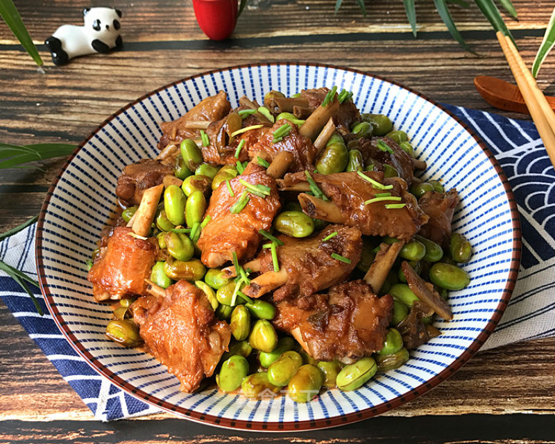 Roasted Duck Wings with Edamame recipe