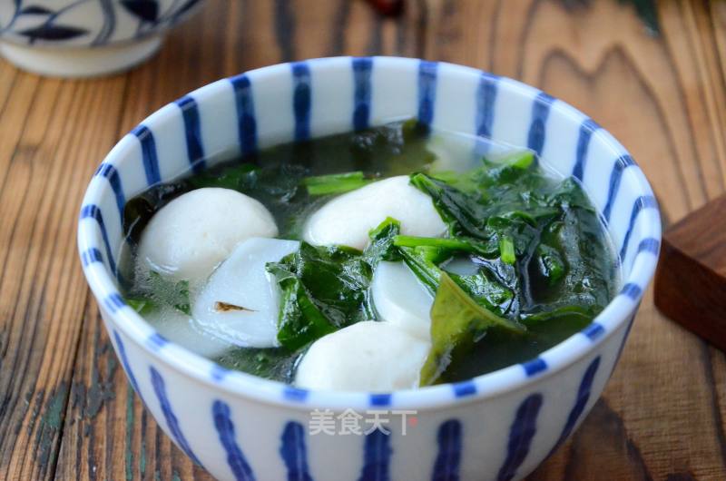 Rice Cake Fish Ball Spinach Soup recipe