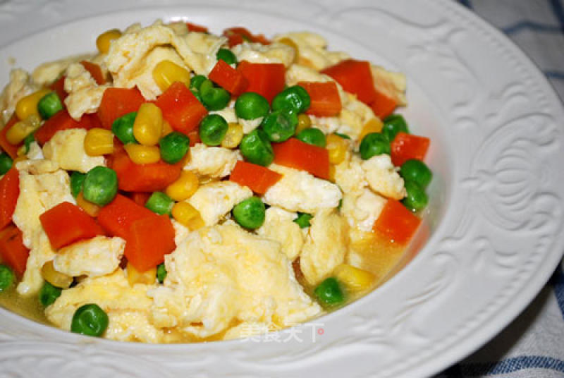 Scrambled Eggs with Peas recipe