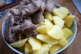 Big Bones Stewed Potatoes recipe