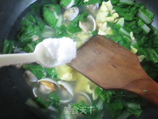 Eggs, Clams and Cabbage Soup recipe