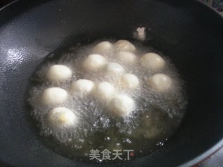 Simmered Golden Balls in Tomato Sauce recipe