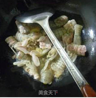 Fried Mantis Shrimp with Clams recipe