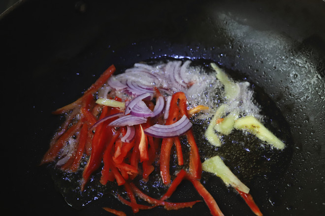 Fried Bean Sprouts with Sweet Potato Vermicelli recipe