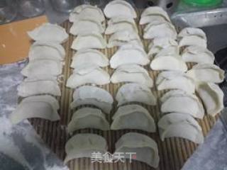 Dumplings Stuffed with White Radish and Pork recipe