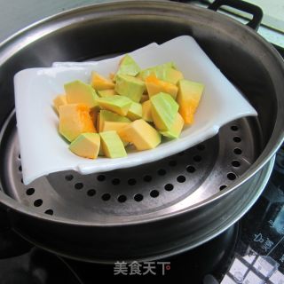 Steamed Pumpkin with Shredded Pork recipe