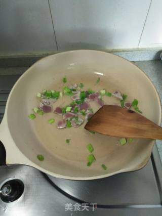 Stir-fried Rice White with Green Peppers recipe
