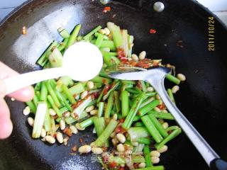 Stir-fried Soybeans with Chopped Pepper and Celery recipe