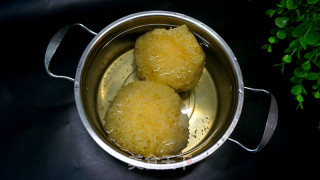 Peach Gum Soap Japonica Rice Tremella Soup-----civilian recipe