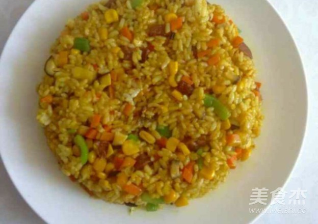 Assorted Fried Rice with Egg Yolk recipe