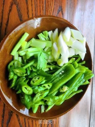 Stir-fried Ginger Intestines recipe