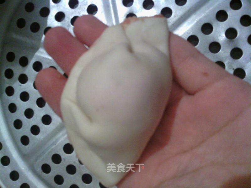 Dish for Brother-dumplings Stuffed with Leek and Yellow Meat recipe