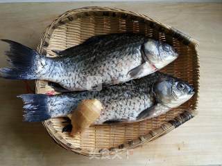 Fragrant Crucian Carp Soup recipe