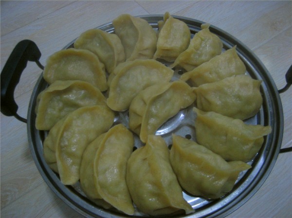 Steamed Dumplings with Cornmeal Hot Noodles recipe