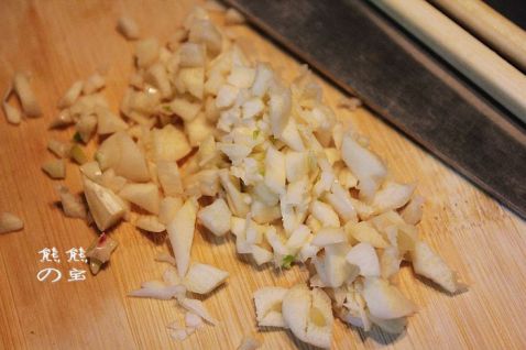 Stir-fried Dried Potatoes with Cucumber Money recipe