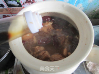 Chestnut and Red Dates Hoof Soup recipe