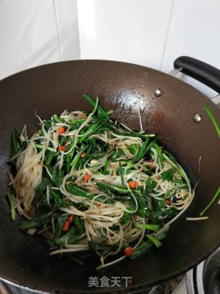 Stir-fried Ginga with Leek recipe