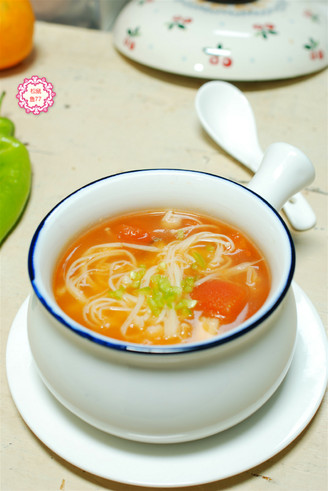 Enoki Mushroom and Tomato Soup