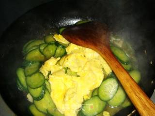 Scrambled Eggs with Cucumber recipe