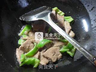 Stir-fried Pork Liver with Hot Pepper and Lei Sun recipe