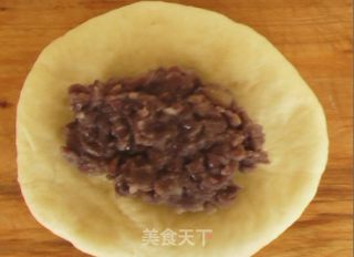 Bean Paste Meal Buns recipe