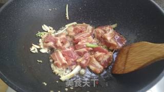 Fried Pork with Carob recipe