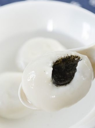 Homemade Glutinous Rice Balls on The 15th of The First Lunar Month recipe