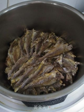 Yellow Croaker Stewed Eggplant recipe