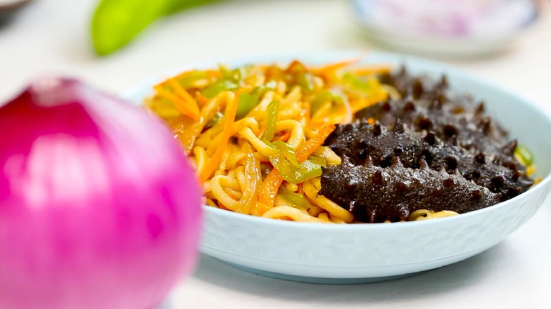 Fried Noodles with Sea Cucumber recipe