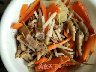Hot and Sour Chicken Feet recipe