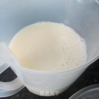 Soy Milk Fish Bone Soup recipe